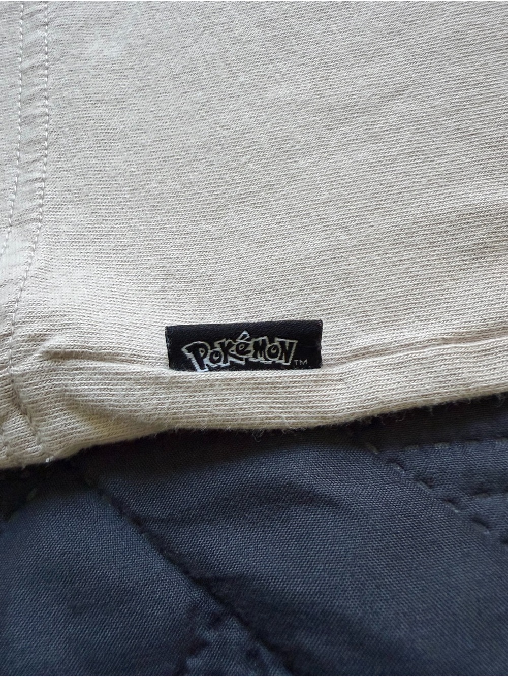 Pokémon x UNIQLO UT Eevee Graphic T-Shirt Beige 2020 Size M - Picture 10 of 16